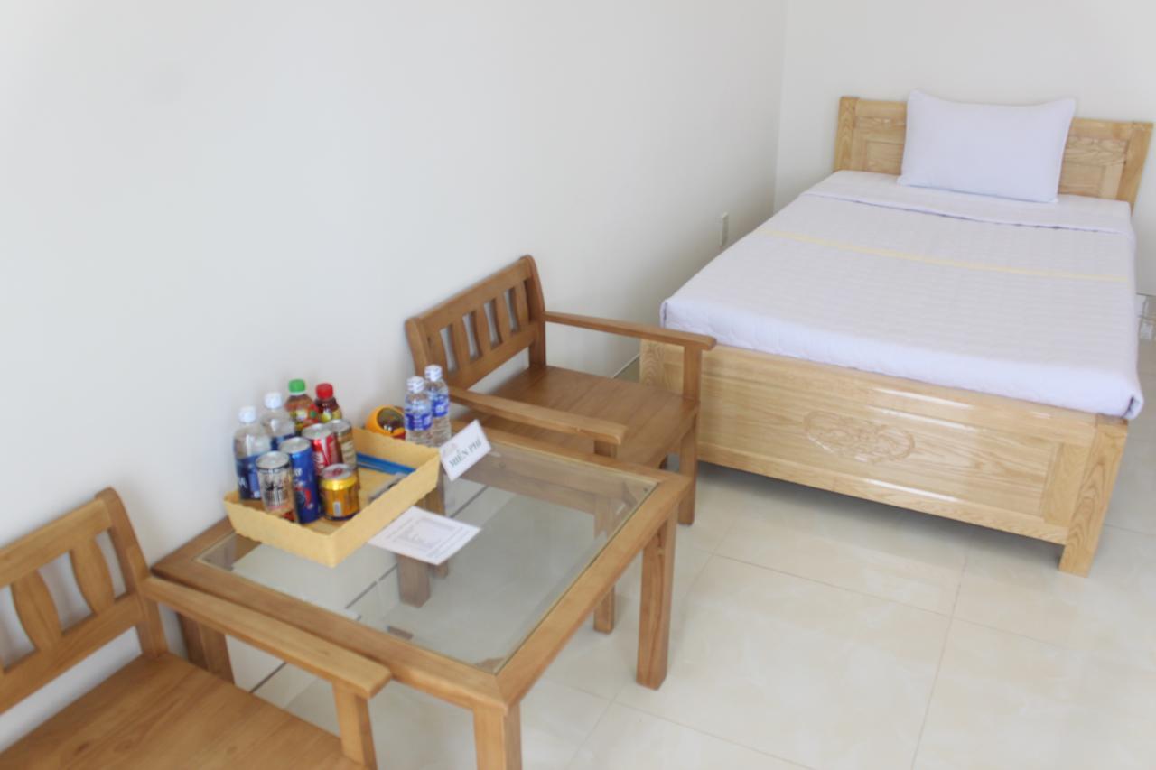 Hung Long Hotel Ben Tre Exterior photo